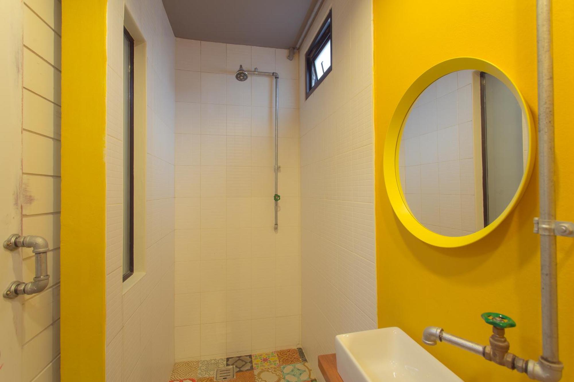 Bloo Hostel Phuket Esterno foto