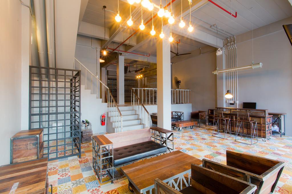 Bloo Hostel Phuket Esterno foto