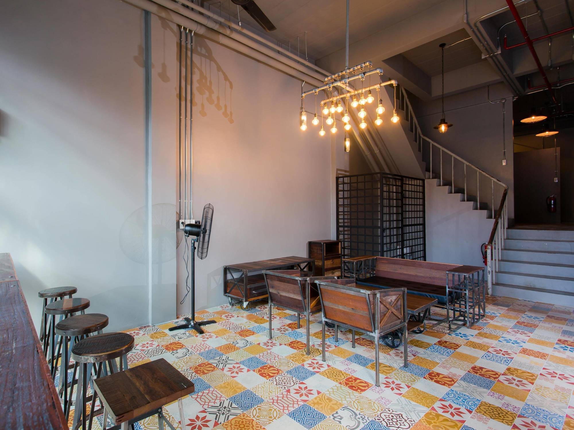 Bloo Hostel Phuket Esterno foto